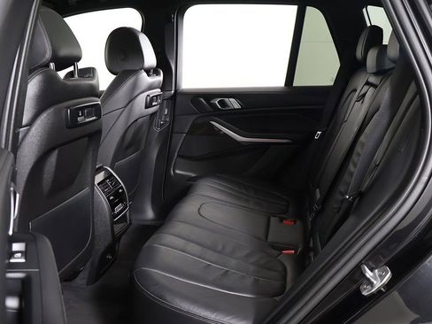 Used 2020 BMW X5 xDrive40i w/ Premium Package image 31