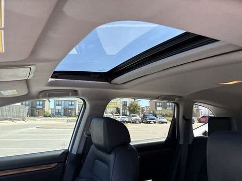 Used 2020 Honda CR-V Touring image 20