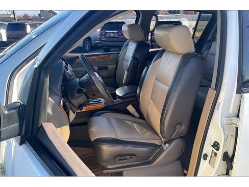 Used 2013 Nissan Armada Platinum w/ Platinum Reserve Pkg image 27