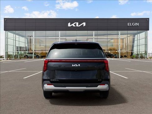 Used 2026 Kia Carnival EX FWD image 5