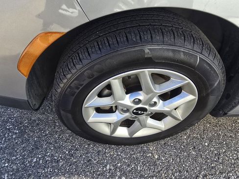 Used 2022 Kia Soul LX w/ Technology Package FWD image 10