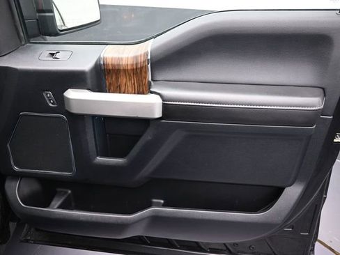 Used 2019 Ford F150 Lariat AWD/4WD image 34