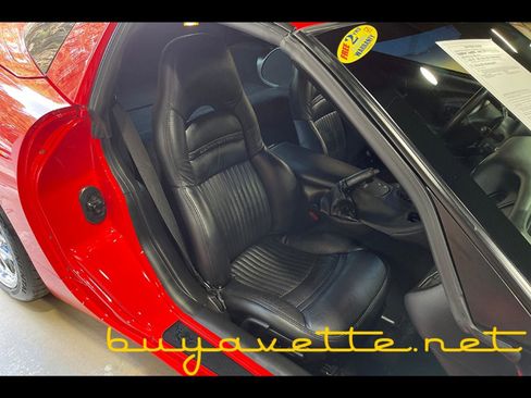 Used 2003 Chevrolet Corvette Coupe w/ Preferred Equipment Group image 19