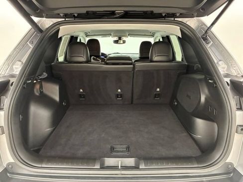 Used 2020 Jeep Cherokee Limited AWD/4WD image 17