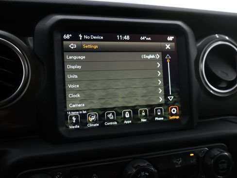 Used 2022 Jeep Wrangler Unlimited Sahara w/ LED Lighting Group AWD/4WD image 53