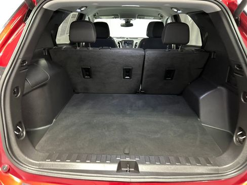 Used 2023 Chevrolet Equinox LT image 24