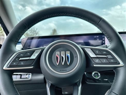 New 2026 Buick Envision Avenir image 33