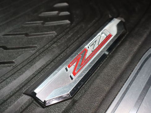 Used 2022 Chevrolet Silverado 1500 LT Trail Boss w/ LT Trail Boss Premium Package image 55