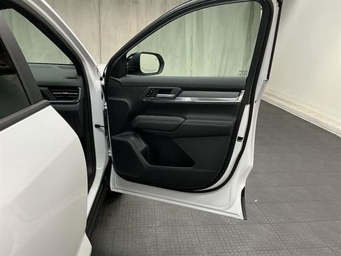 New 2027 GMC Terrain Elevation w/ LPO, Floor Liner Package AWD/4WD image 31