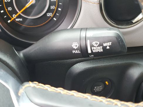 Certified 2021 Jeep Gladiator Overland image 15