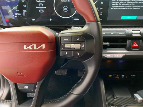 Used 2025 Kia K4 GT-Line w/ GT-Line Premium Package FWD image 31