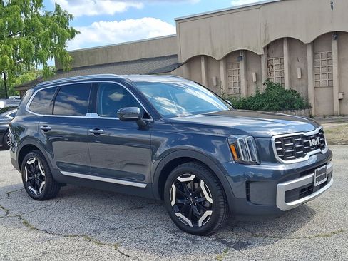 Used 2023 Kia Telluride S AWD/4WD image 7