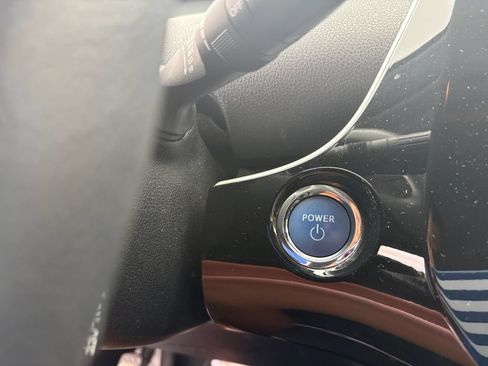 Used 2016 Toyota Prius Two FWD image 26