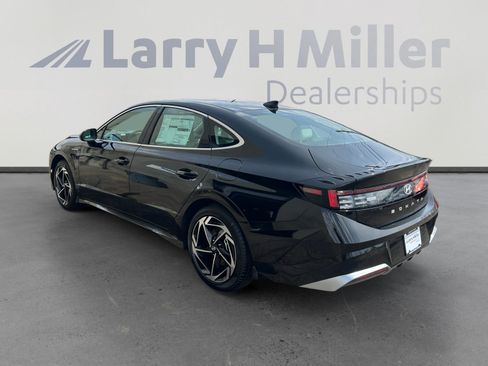 New 2026 Hyundai Sonata SEL FWD image 4