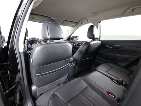 Used 2017 Nissan Rogue SL image 14