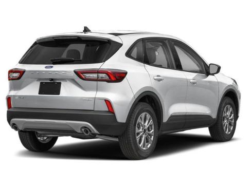 Used 2025 Ford Escape Active AWD/4WD image 2