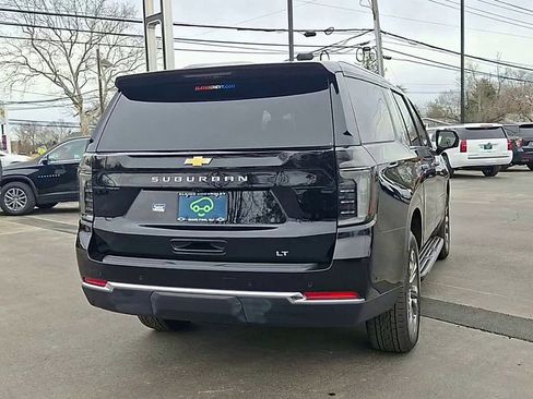Certified 2025 Chevrolet Suburban LT w/ Comfort Package image 2