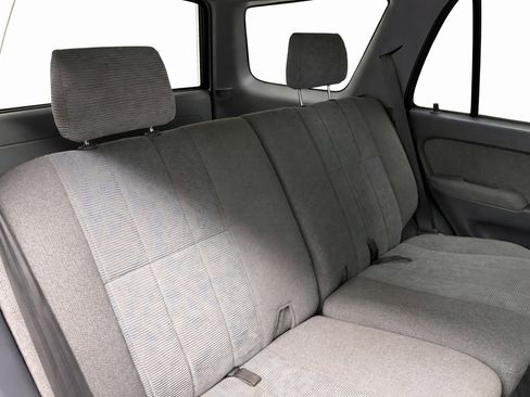 Used 2000 Toyota 4Runner SR5 image 18