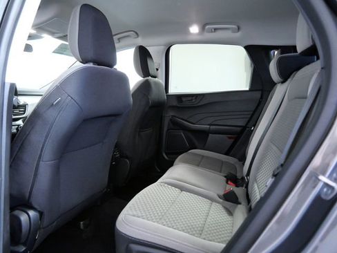 Certified 2022 Ford Escape SE w/ Cold Weather Package image 13