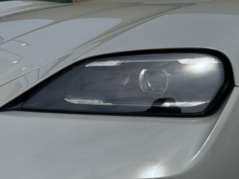 New 2025 Porsche Taycan 4S image 7