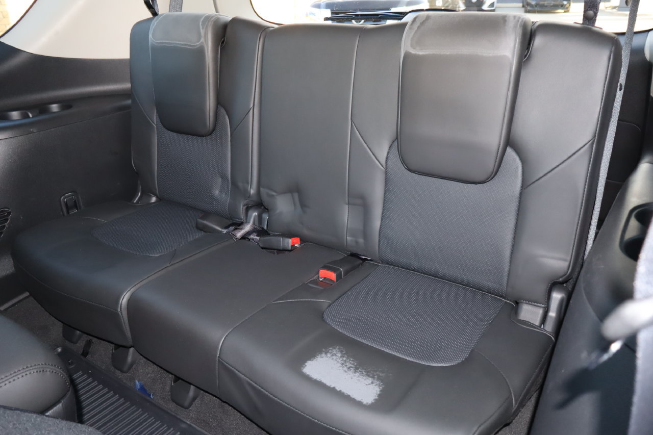 Used 2021 Nissan Armada SL w/ Captain's Chairs Package RWD image 7