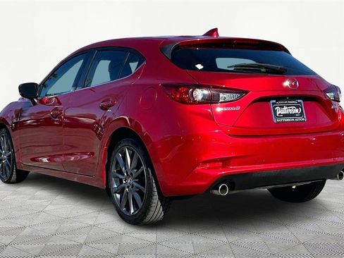 Used 2018 MAZDA MAZDA3 Touring image 6
