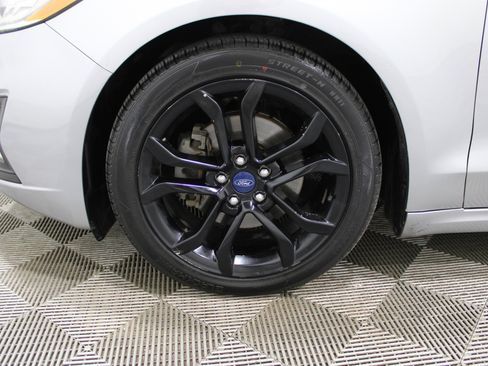 Used 2020 Ford Fusion SE w/ Equipment Group 151A image 38