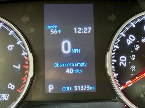 Used 2022 Toyota RAV4 LE FWD image 13