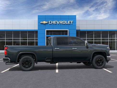 New 2026 Chevrolet Silverado 3500 LTZ w/ LTZ Convenience Package AWD/4WD image 5