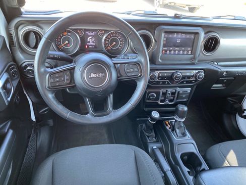 Used 2023 Jeep Wrangler Unlimited Sport AWD/4WD image 13