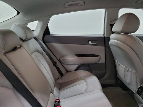 Used 2016 Kia Optima EX FWD image 19