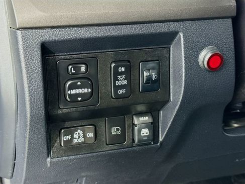 Used 2019 Toyota Tundra SR5 w/ TRD Sport Package AWD/4WD image 10