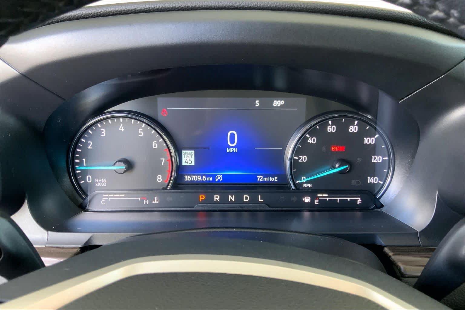 Used 2024 Ford Explorer Limited w/ Limited Technology Package RWD image 26