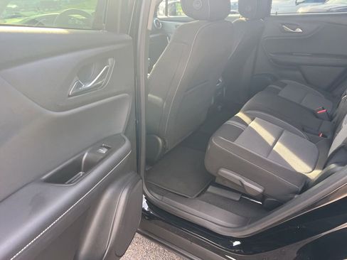 Used 2025 Chevrolet Blazer LT AWD/4WD image 13