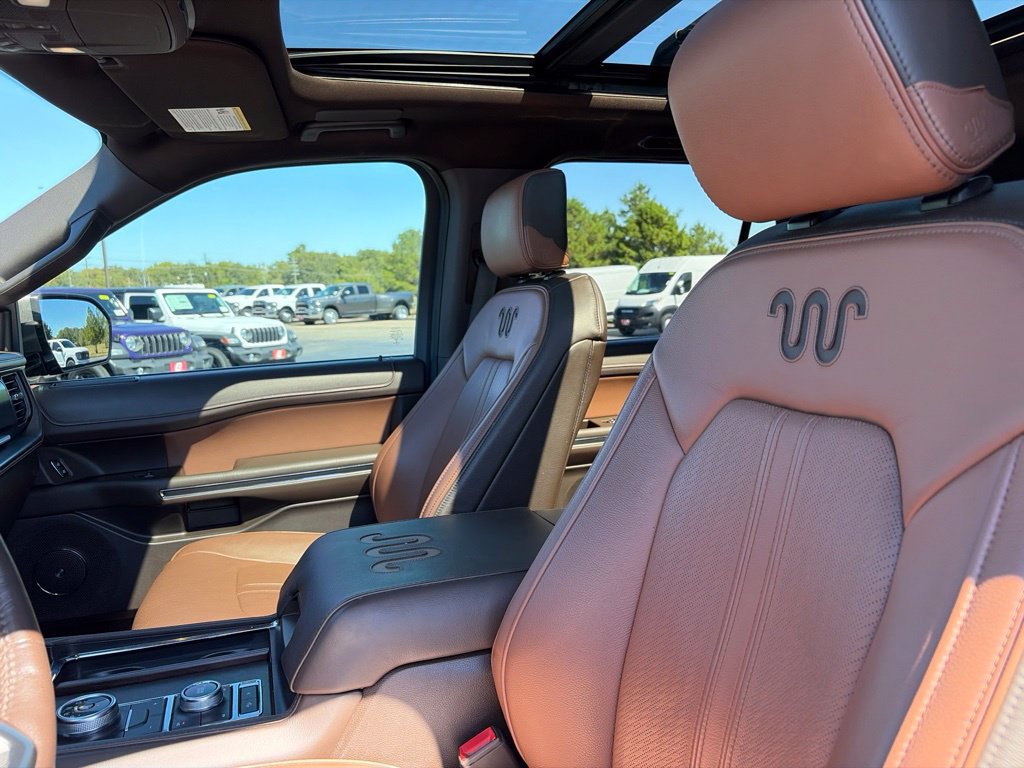 Used 2022 Ford Expedition King Ranch AWD/4WD image 15