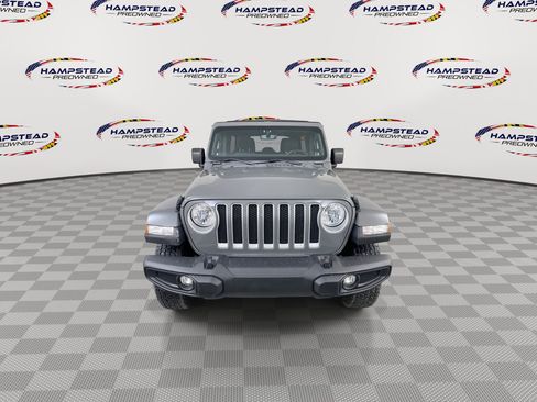 Used 2020 Jeep Wrangler Unlimited Sahara AWD/4WD image 3