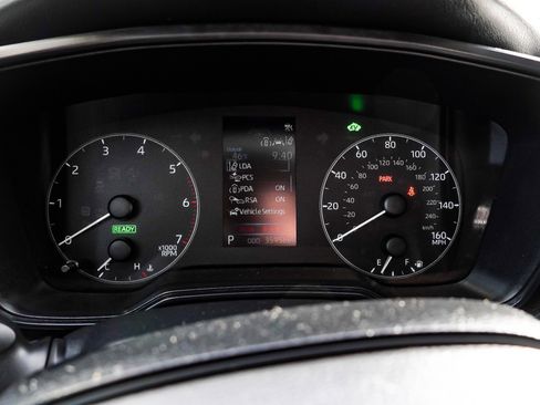 Used 2024 Toyota Corolla LE image 35