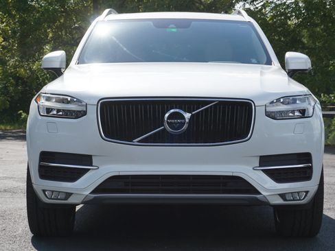 Used 2017 Volvo XC90 T6 Momentum w/ Vision Package AWD/4WD image 2