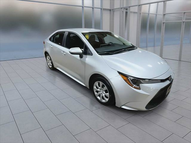 Certified 2021 Toyota Corolla LE FWD image 2