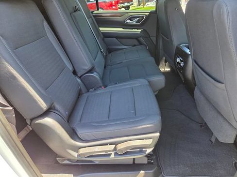 Used 2023 GMC Yukon XL SLE w/ Gmc Pro Safety Plus Package RWD image 14