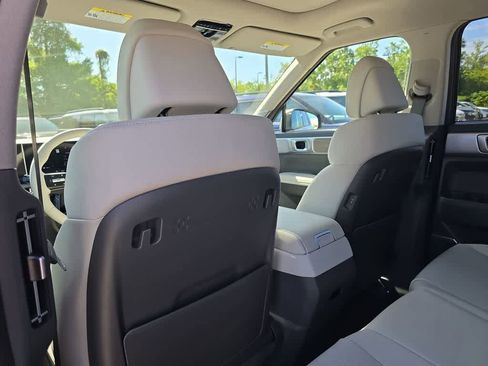 New 2026 Hyundai Santa Fe Limited FWD image 19