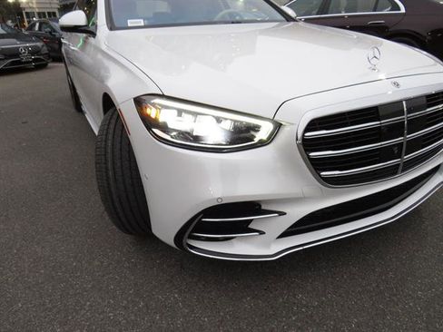 Used 2024 Mercedes-Benz S 580 4MATIC Sedan w/ AMG Line image 23