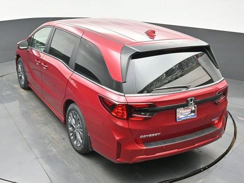 New 2026 Honda Odyssey Touring image 30