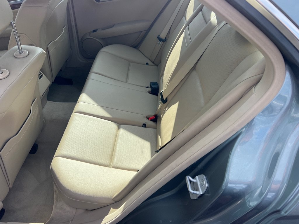 Used 2012 Mercedes-Benz C 300 4MATIC Sedan image 14