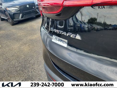 Used 2023 Hyundai Santa Fe SEL FWD image 10