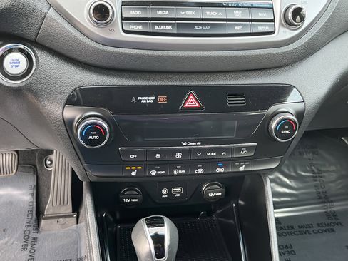 Used 2017 Hyundai Tucson Limited image 22