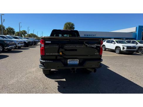 Used 2021 Chevrolet Silverado 2500 LTZ w/ Carhartt Edition image 7