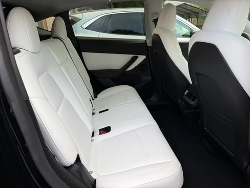 Used 2023 Tesla Model Y Long Range AWD/4WD image 20