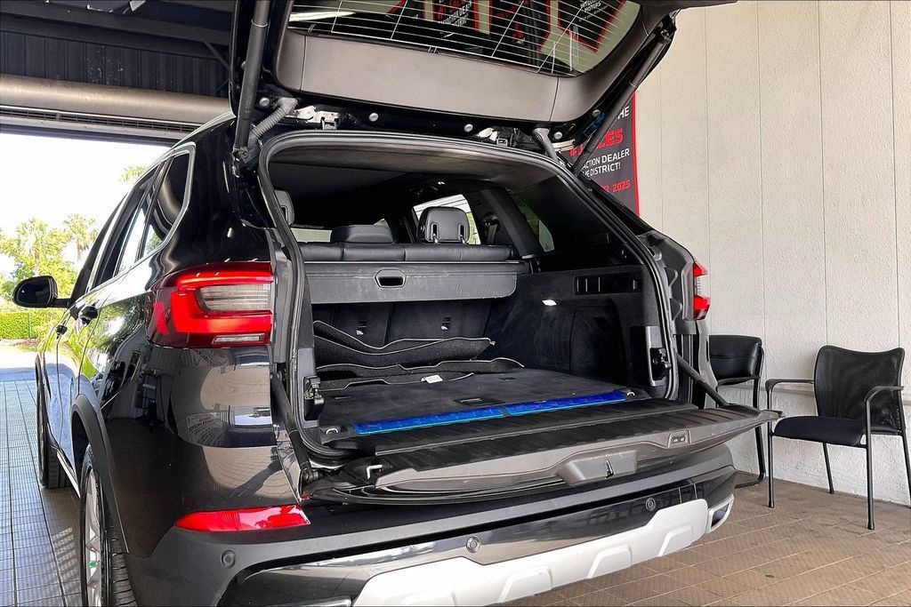 Used 2022 BMW X5 xDrive45e AWD/4WD image 19
