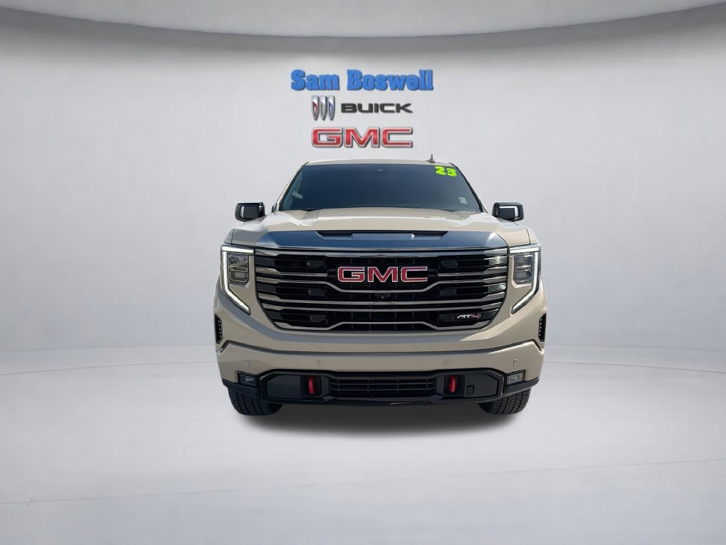 Used 2023 GMC Sierra 1500 AT4 w/ AT4 Premium Package AWD/4WD image 5